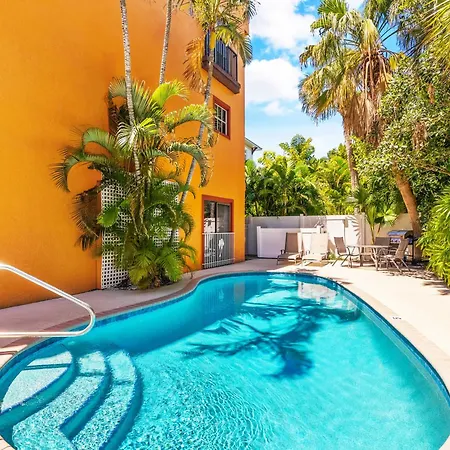 Siesta Key Village, Condo, Heated Pool, Beach Walkable